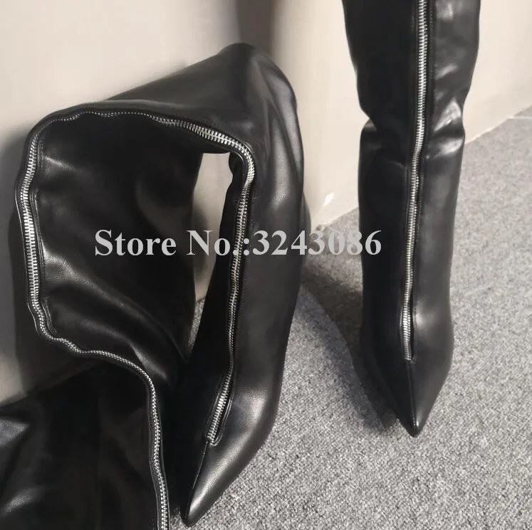 Настоящая фотография черные кожаные женские высокие сапоги на молнии пикантные