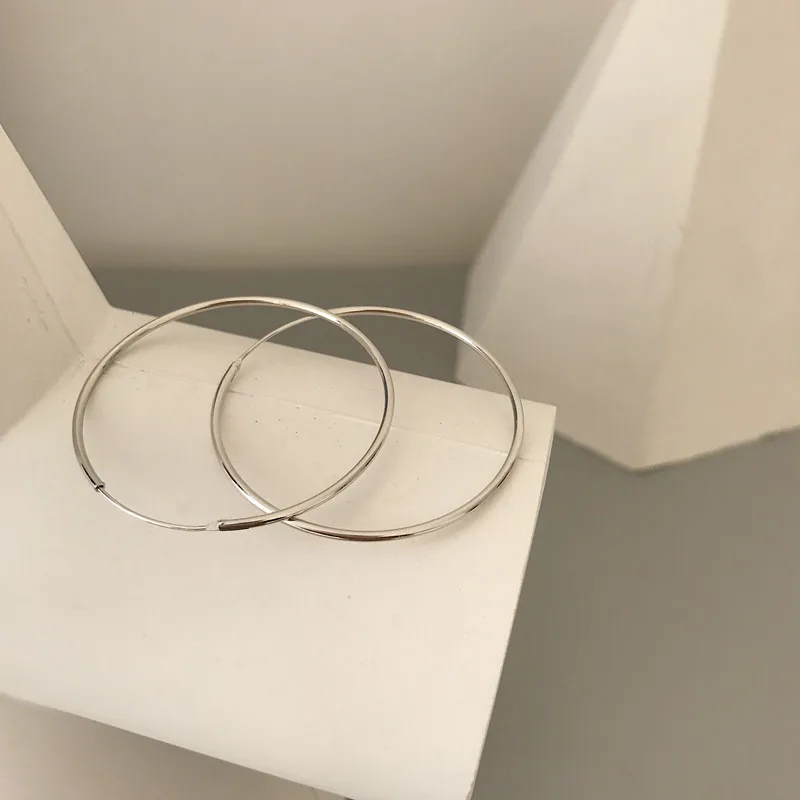 LouLeur 925 Стерлинговое Серебро Геометрические ажурные глянцевые круглые серьги с простым дизайном серьги для женщин очаровательные ювелирные изделия