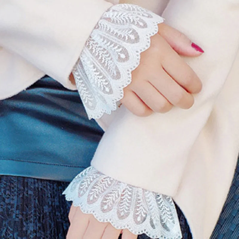 

Women Girl Fake Sleeves Wild Lace Cuffs Cotton Pleated Wrist Warmers Fake Sleeves Apparel Accessories Universal Fake Cuffs
