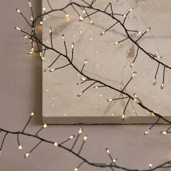 Гирлянда &quotМишура&quot 2 м роса IP65 тёмная нить 200 LED свечение тёплое белое 8 режимов