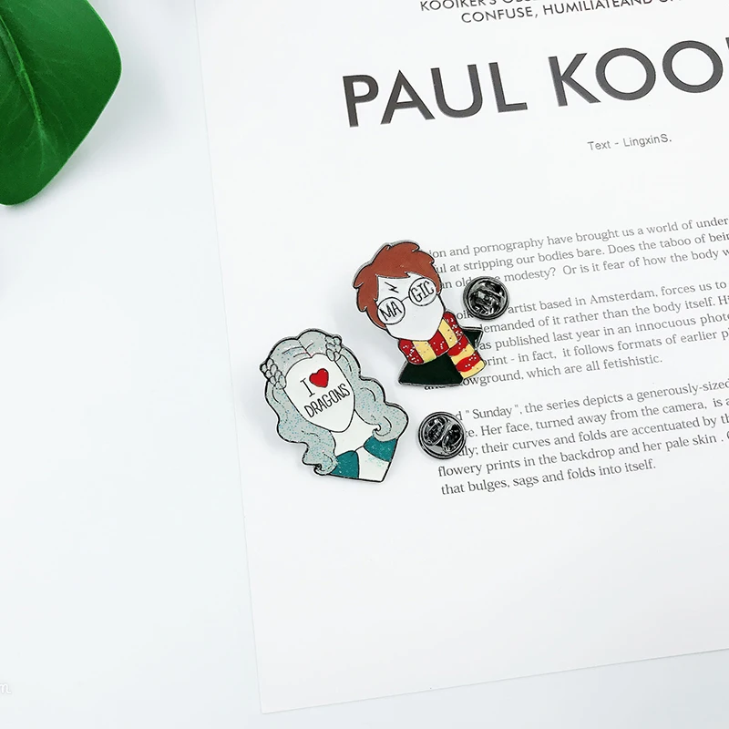 Брошь в виде фигурки хогварта эмалированный штифт булавки и броши значок для