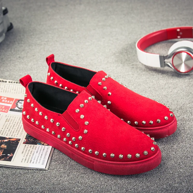 

top 2020 new Studded shoes men running shoes lether sport shoes wild Driving shoes sneakers zapatillas deportivas hombre