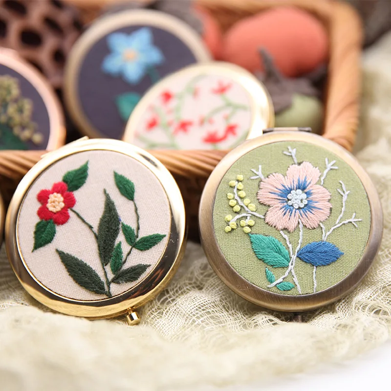 

DIY Flower Embroidery kit of Mirror with Hoop Folding Makeup Mirror Needlework Handmade Swing Art Craft Gift Home Decor