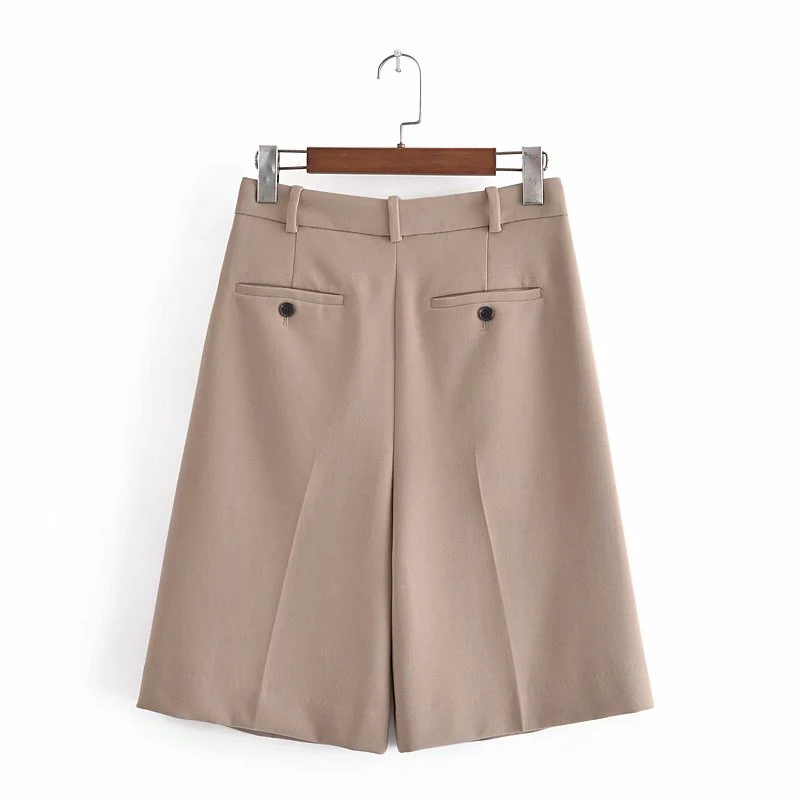 

Spring and Autumn Women's Casual Solid Color Double-breasted Pocket Decorative Jacket + High Waist Loose Shorts Set