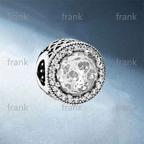 

791725CZ RADIANT HEARTS CHARM