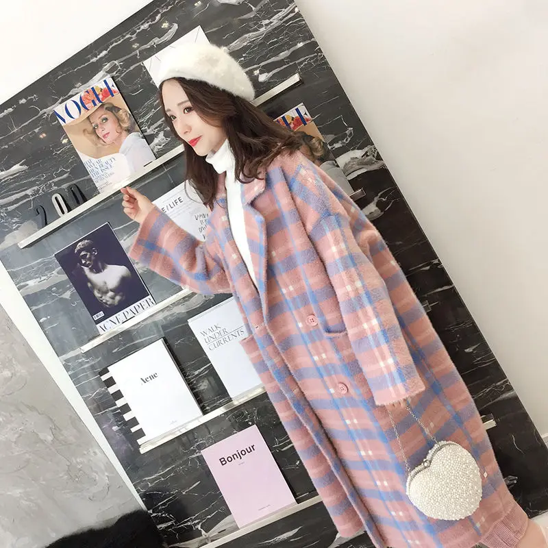 

2020 New Female Full Sleeves Plaid Wool Winter Coat Women Double Breasted Turn-down Collar Loose Thick Warm Long Outerwear T36
