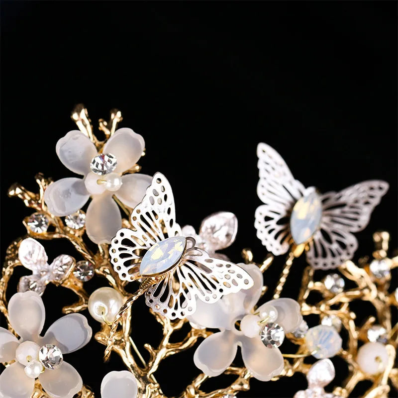 

Trendy Butterfly Flower Crystal Gorgeous Crown Tiaras Headdress Gold Baroque Crown Wedding Accessories Bridal Jewelry