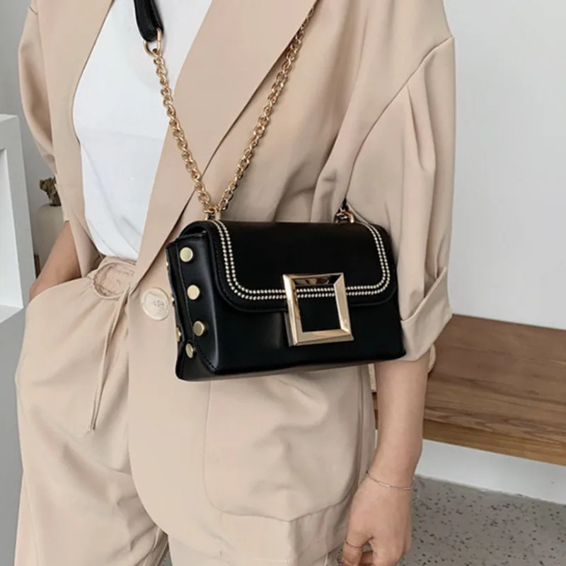 Женские однотонные сумки через плечо из искусственной кожи с заклепками для