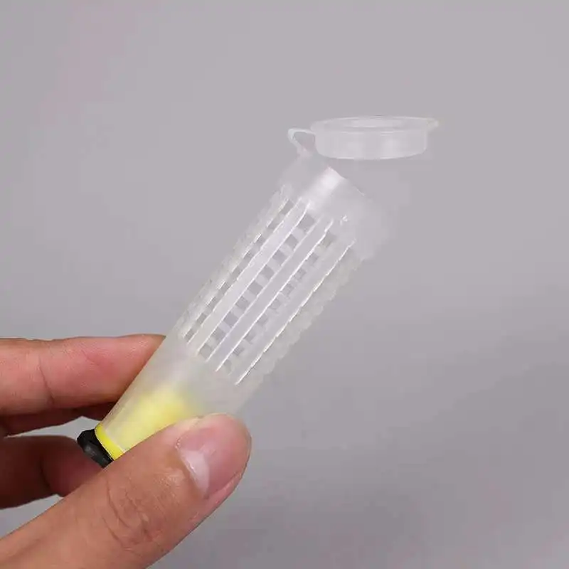 

20 Pcs Bee gear breeding queen bee protection cover king set prisoner cage queen bee anti-bite table cover beekeeping tools