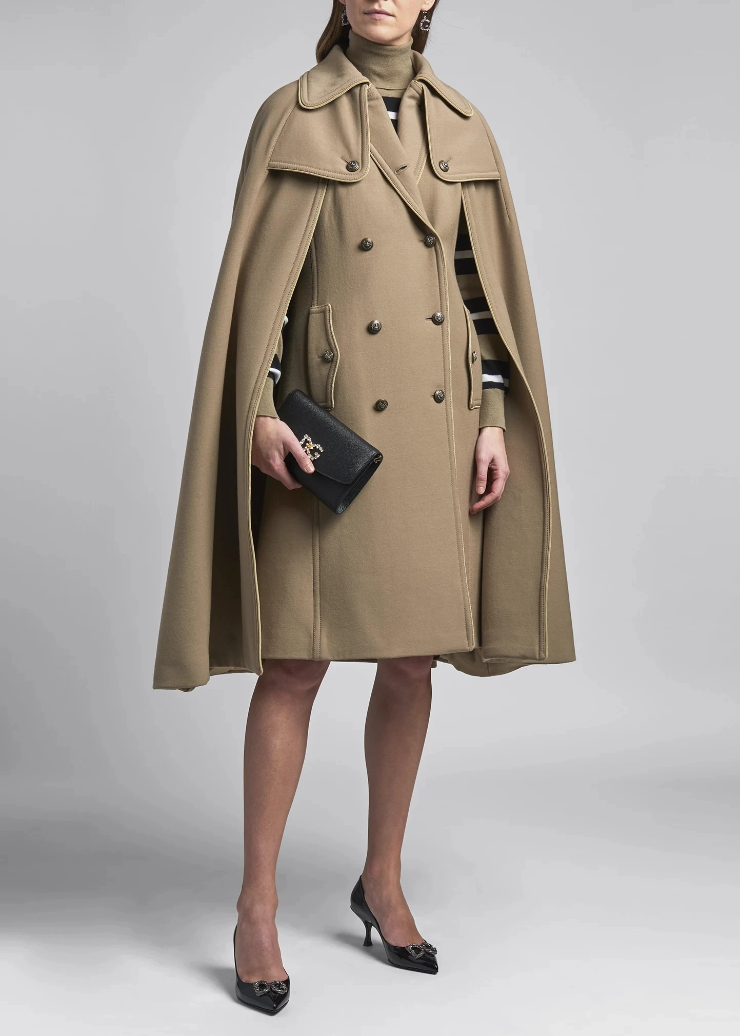 

2021 Autumn Winter New Fashion Double-breasted Shawl Cloak Mid-length Solid Color Fake Two-piece Female Coat Jacket