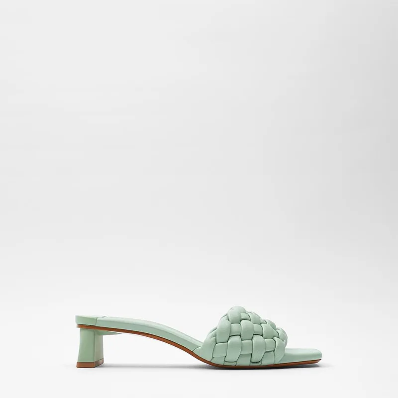 

Quilted woven high heel sandals women's thick heel 2020 summer new European and American wild square toe open-toe slippers