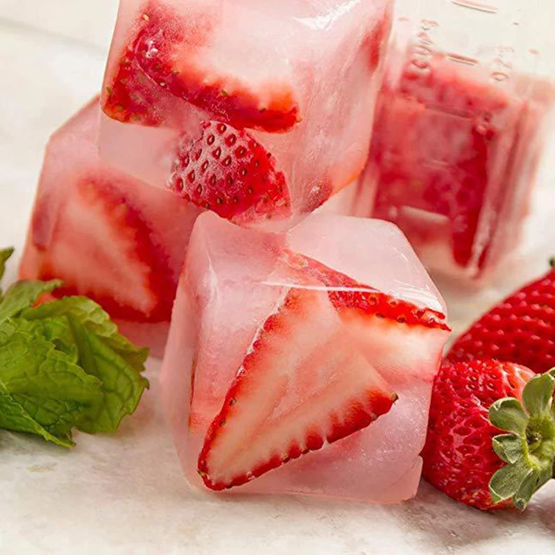 

4 Blocks 4.5CM Ice Cube Maker Tray Ice Mould Square Silicon Mold for Bar Kitchen Tools BPA-free