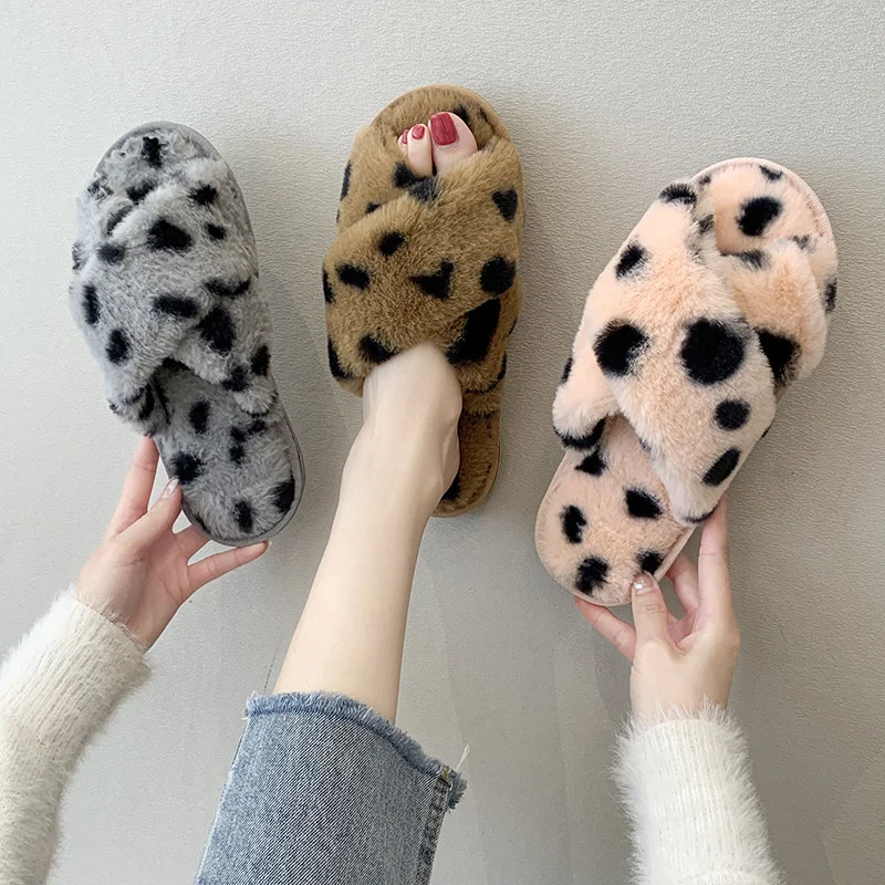 

Autumn And Winter New Wool Slippers Women's Korean Fashion Leopard Cross Open Toe Word Warm Flat Cotton Slippers