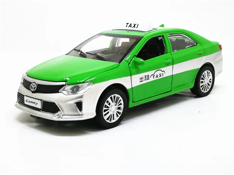 1:32 Масштаб Toyota Camry полицейское такси сплав модель автомобиля игрушка металлическая литая под давлением с оттягивающимся звуком светильник для детей Подарки - Цвет: Green
