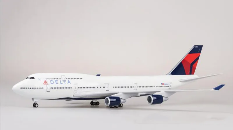 47 см 1/150 масштаб самолет Boeing B747 самолет DELTA авиакомпания Модель W светильник и колесо литой под давлением пластик Смола самолет для сбора - Цвет: without light
