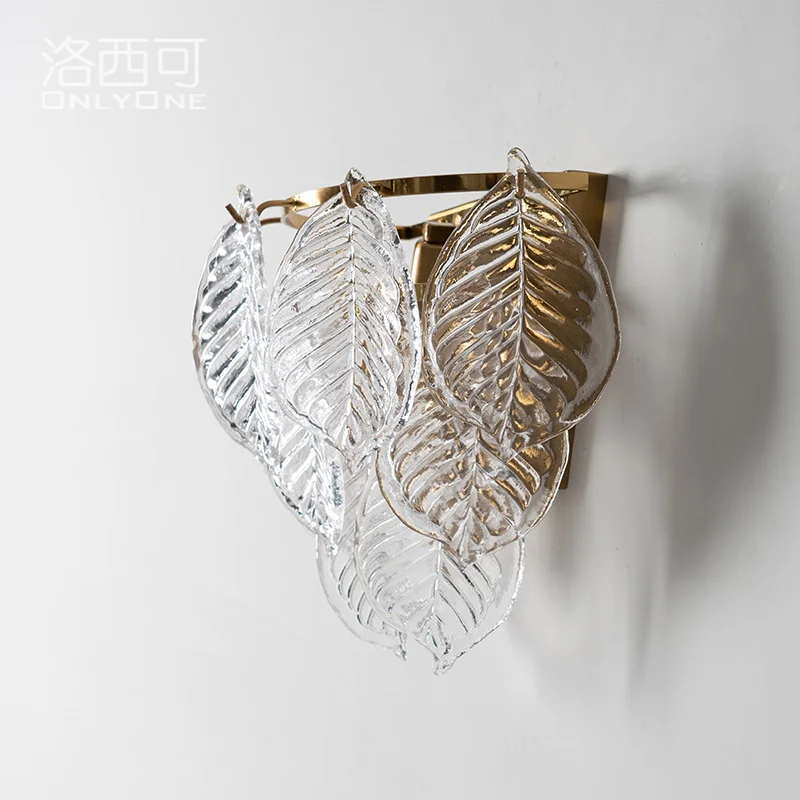 Стеклянная настенная лампа в виде листьев свежий и легкий роскошный