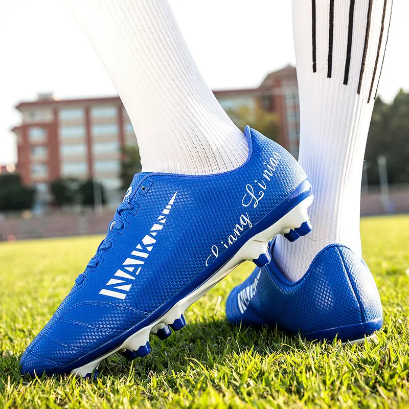 Hot Blue Printed Soccer Boots Outdoor Lightweight Men Sports Shoes for Football Men Non-slip Unisex Training Football Shoes Men