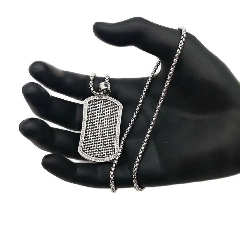 Ретро Серебряный вымощенное по кругу CZ камни тиснением ожерелья Dog Tag 316L бирка из