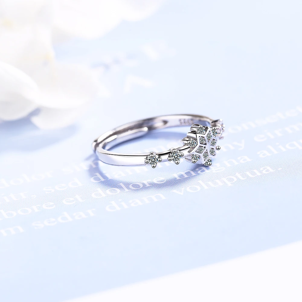 Кольца из серебра 925 пробы в форме снежинки регулируемые с цирконом для свадьбы
