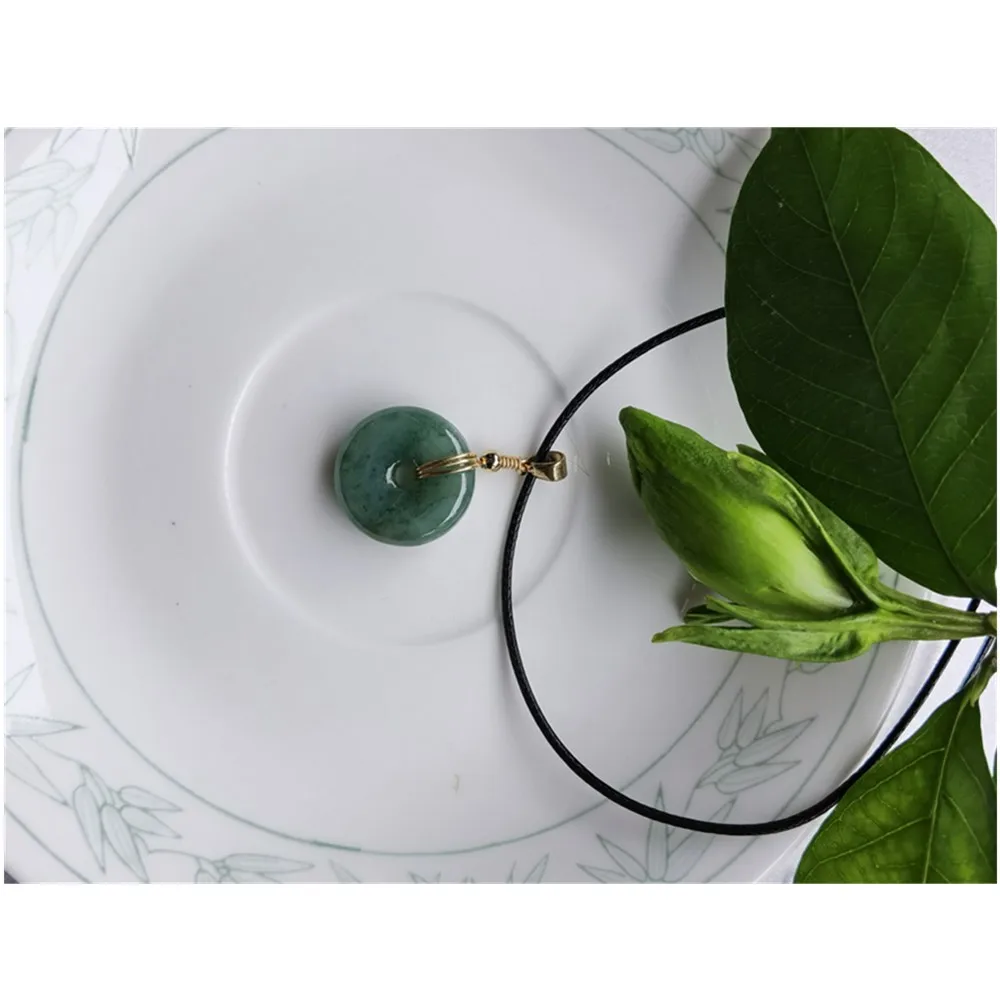 

Natural Jade Peace Button Pendant Jadeite Emerald Necklace Carved Charm Jewellery Fashion Amulet for Men Women Lucky Gifts