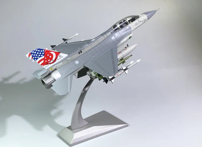 (72) F-16D 1:200 1/200 масштаб США C-17 C17 Globemaster III Тактический транспортный самолет литой металлический самолет модель самолета детская игрушка - Цвет: (72) F-16D