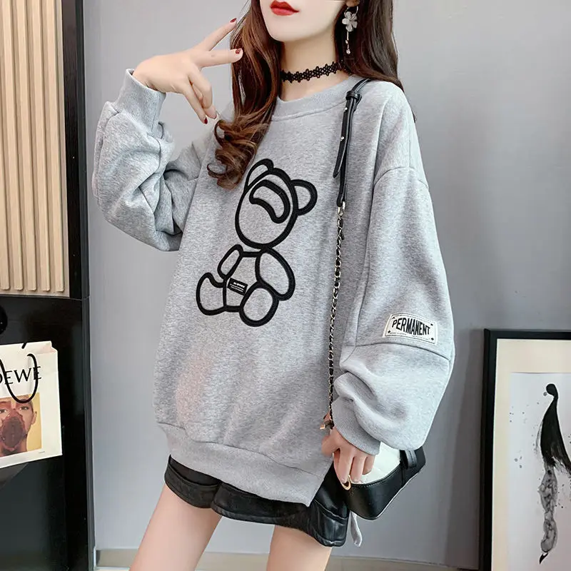 

ZuoLunOuBa Winter Plus Cashmere Casual Long Sleeve Women Hoody Sweatshirt Embroidery Geometric Small Bear Black Pullover Female