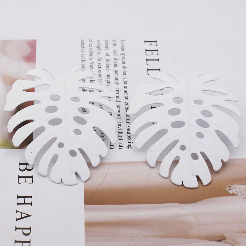 Большие серьги гвоздики в богемном стиле с листьями модные массивные полыми