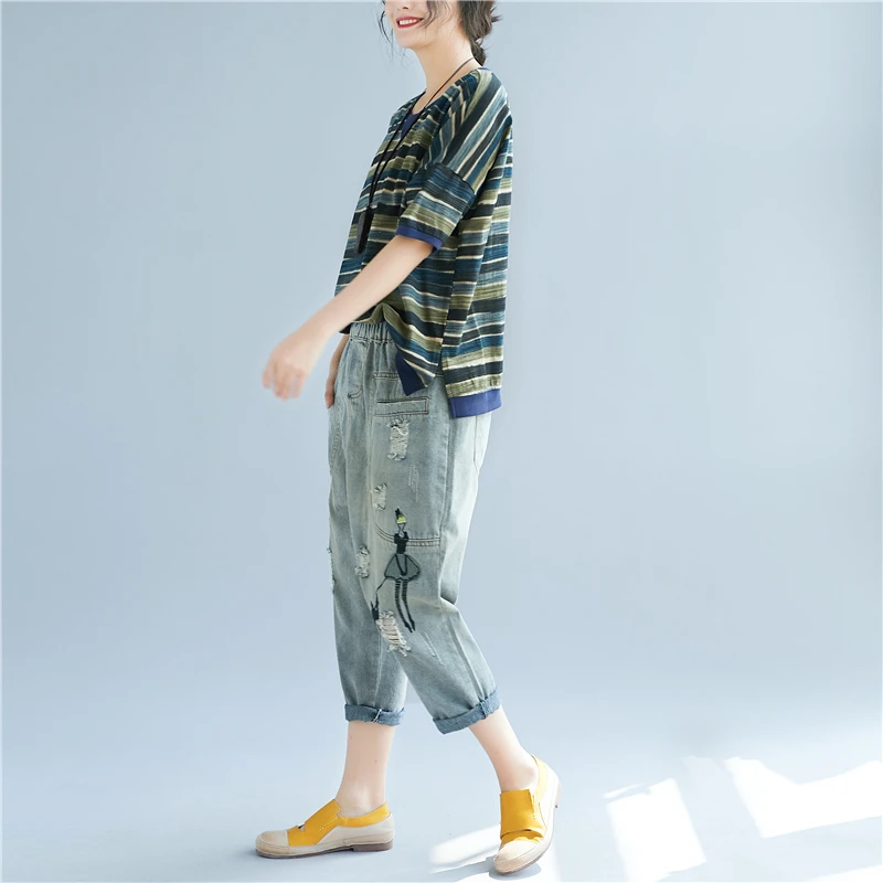 

Embroidered scratched holes loose casual pants High Waist women Blue Streetwear trousers T284
