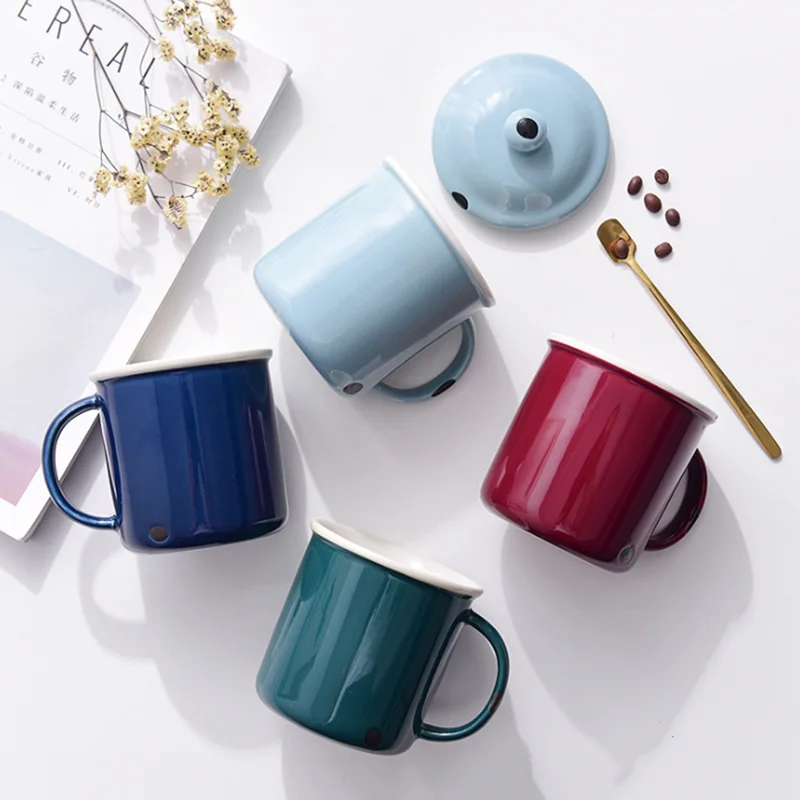 Кружка с имитацией эмали бытовая керамическая кружка крышкой и ложкой Офисная