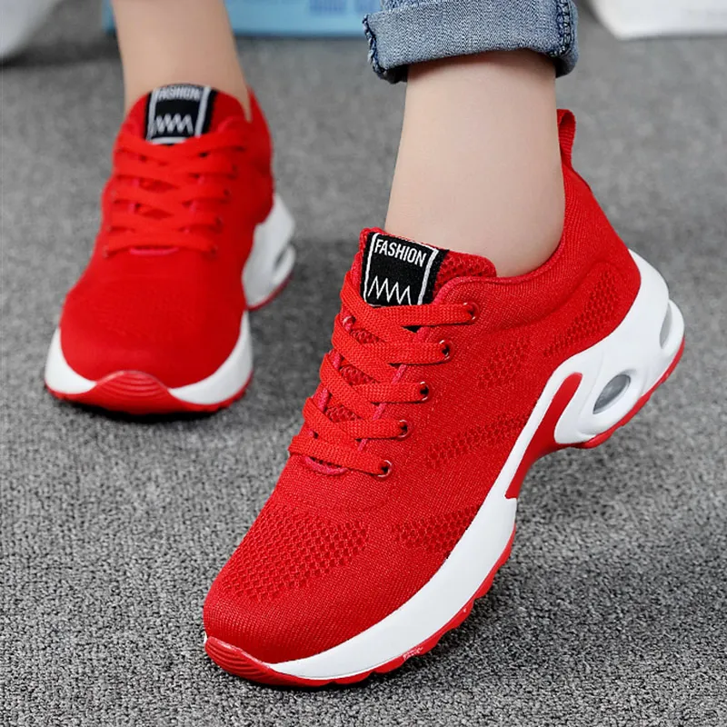 

Women Sneakers Lightweight Sports Shoes Women Waking Vulcanized Shoes Zapatillas Mujer White Sneakers Casual Tenis Feminino