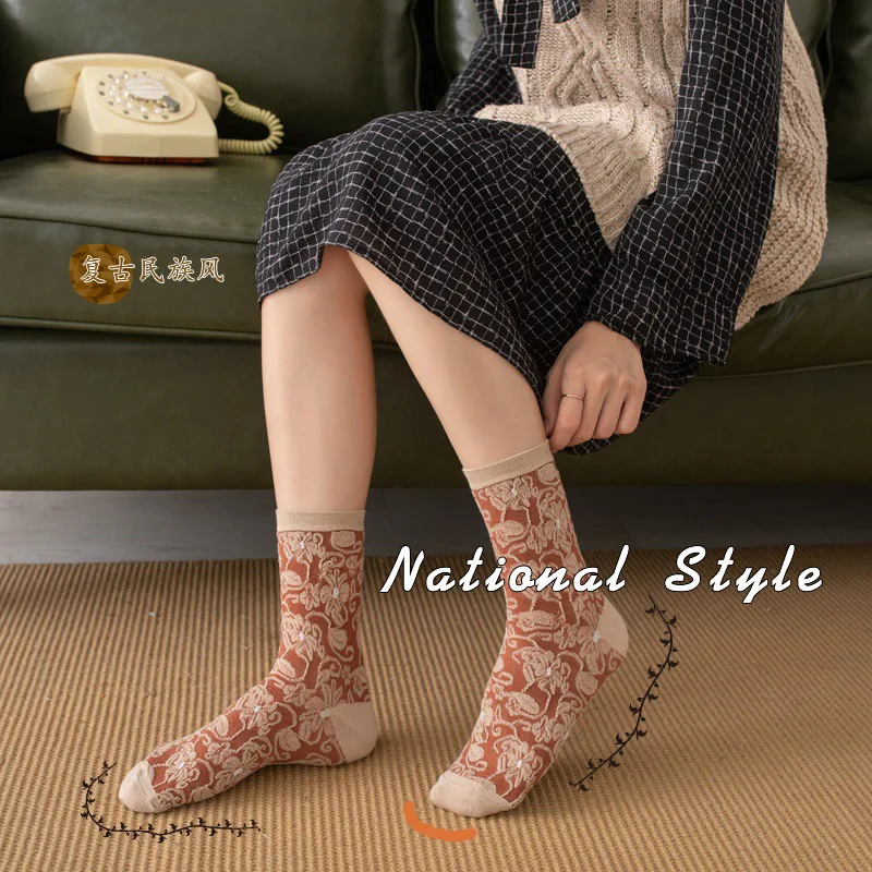 5 Pairs Fashion Harajuku Retro Embroidery Woman Socks Japanese Kawaii Cute Socks Ethnic Lolita Tube Socks Women Christmas Gift