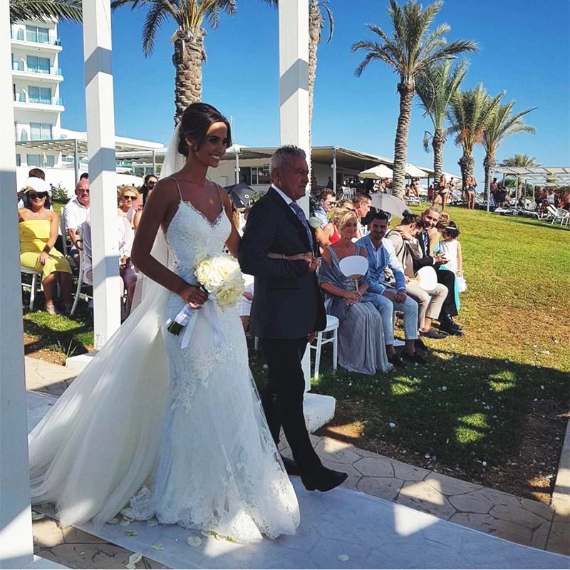 

Detachable Train Mermaid Wedding Dress Spaghetti Straps Lace Tulle Backless 2020 Summer Wedding Vestidos De Noiva Bridal Gowns