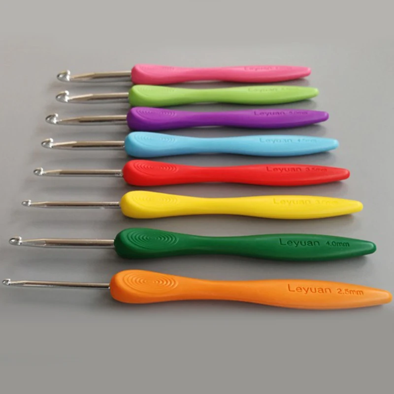 Красочные крючки для вязания 8 шт. эргономичная рукоятка разнообразные швейные