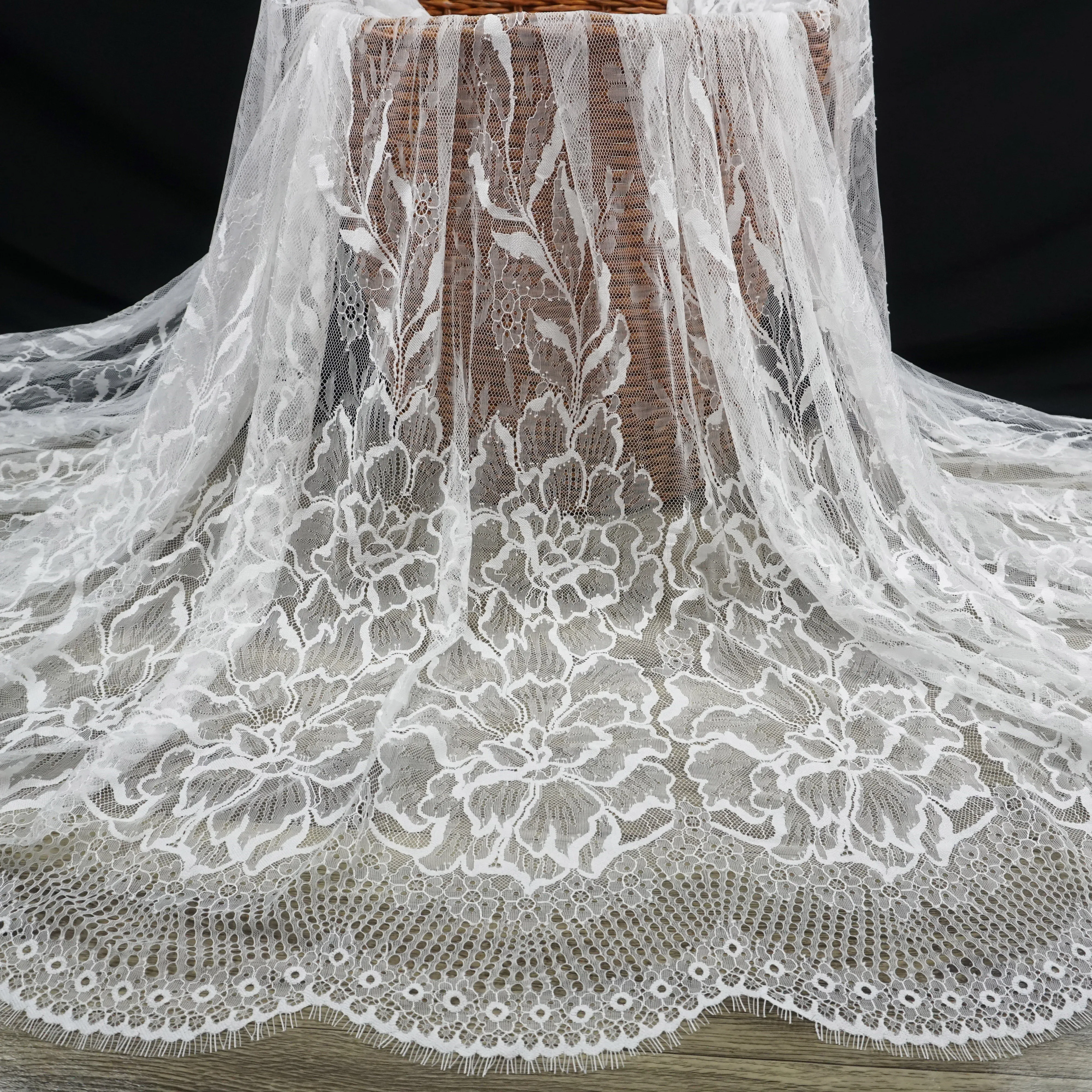 Большие цветочные ресницы chantilly lace длиной 3 метра! Новое поступление, кружевное свадебное кружевное платье для невесты, модный стиль