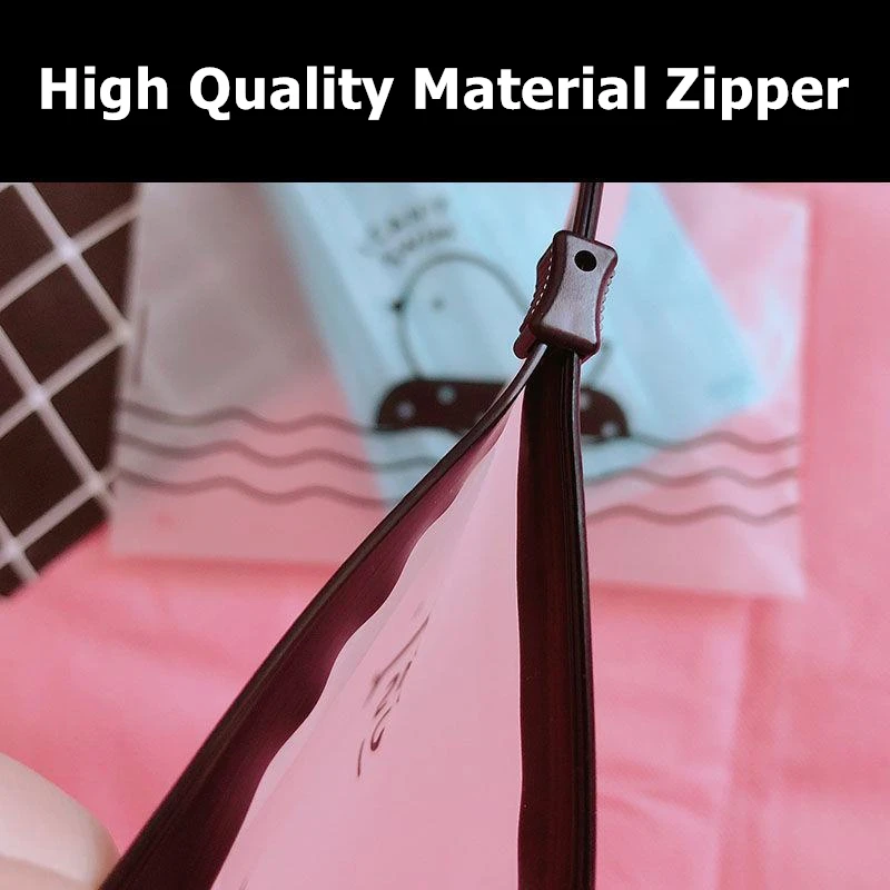 Сумка пластиковая для масок прозрачная Пылезащитная с мультяшным рисунком