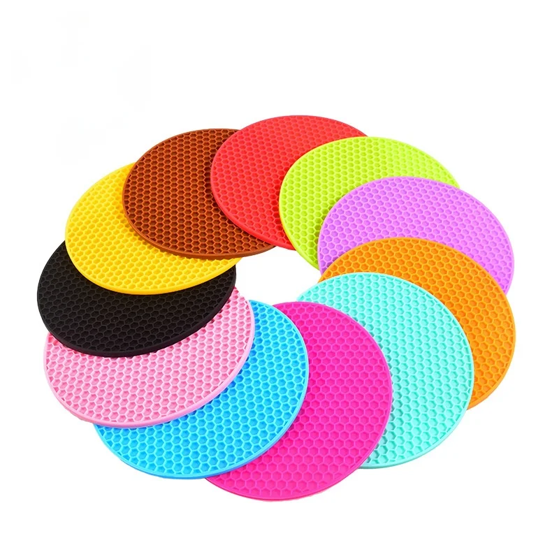 

1/6/10pcs Placemat Silicone Mats for Dining Table Decor Anti-scalding Round Mesa Coasters Desk Pad Kitchen Bar Accessories