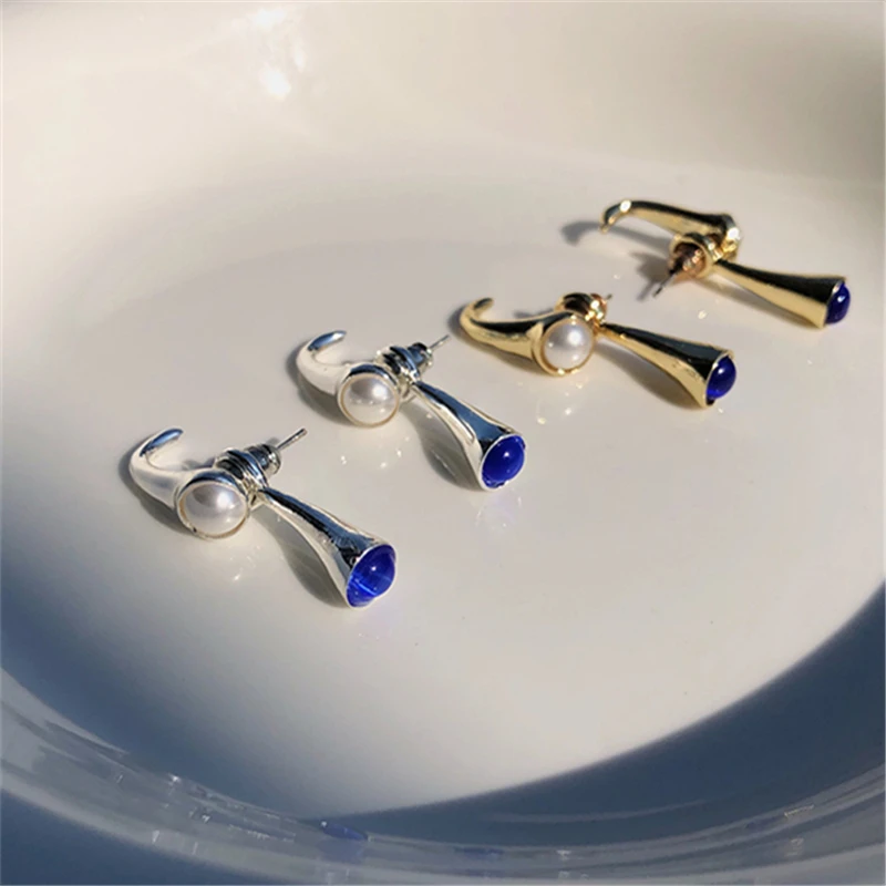 

HUANZHI 2021 s925 Irregular Metal Water Drop Pearl Geometric Stud Earrings Gold Silver Color for Woman Girls Party Jewelry