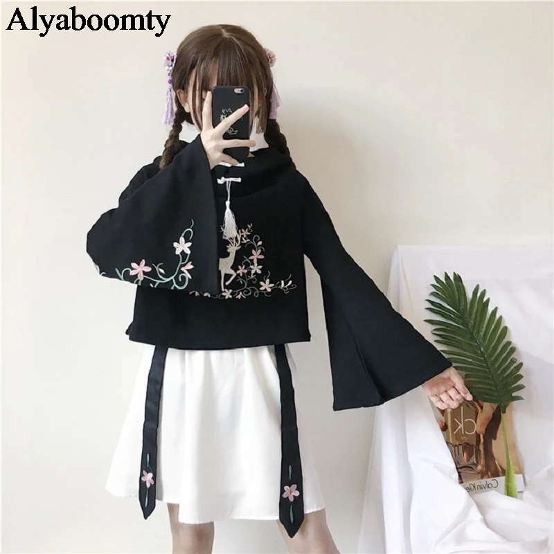 Женский короткий свитшот весна-осень стильная толстовка с капюшоном и цветочной