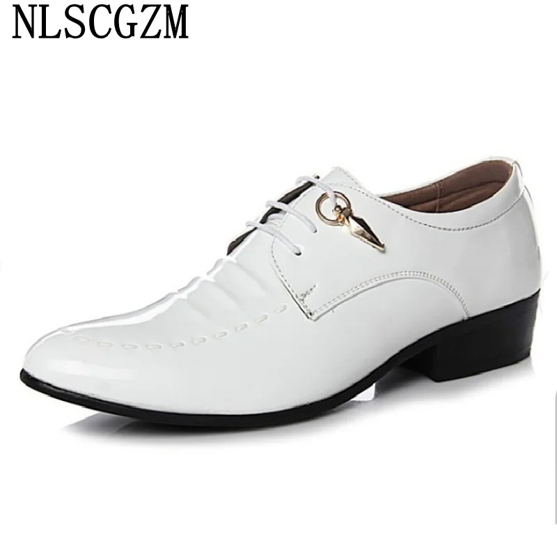 

Patent Leather Shoes Men Coiffeur Oxford Men Dress Shoes Italian White Office Shoes for Men 2023 Zapatos Hombre Elegante Habillé