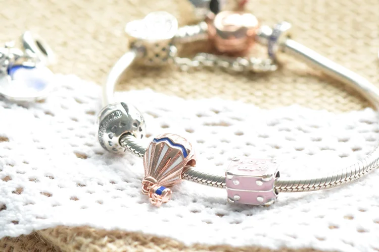 Новое поступление 100% бусин розовые подвески для сумки путешествий подходят