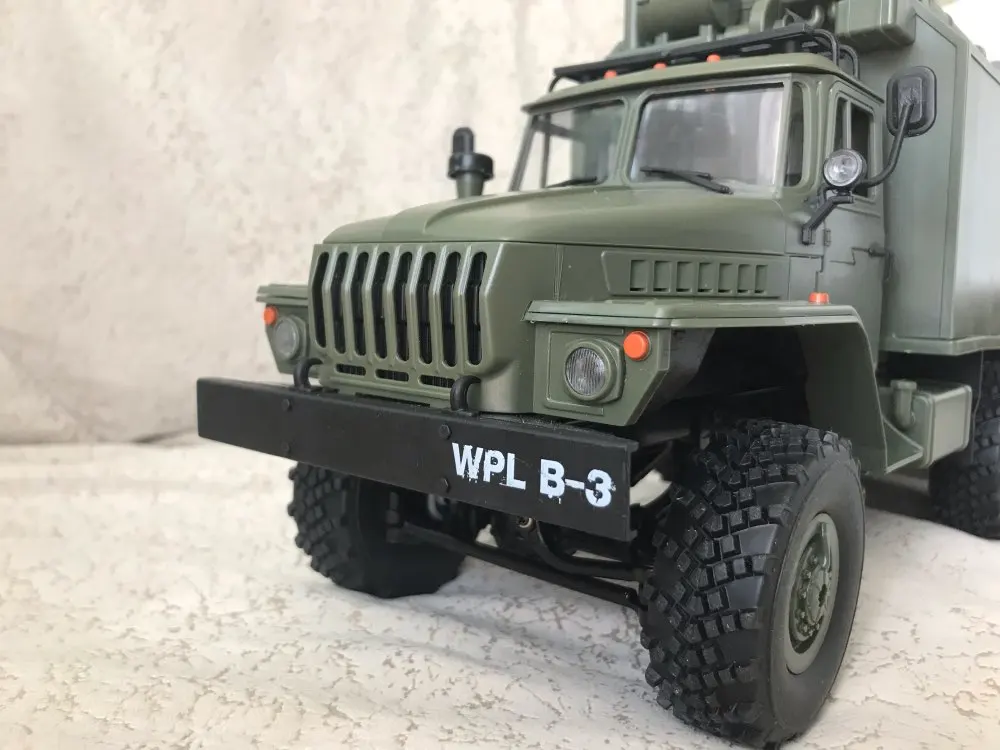 WPL грузовик игрушки для мальчиков RC грузовик B36 Урал 1/16 2,4G 6WD дистанционного Управление Военный Грузовик Рок Гусеничный автомобиль RC хобби Карро eletrico