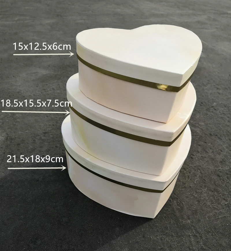 Подарочная коробка в форме сердца для флористов на день святого валентина