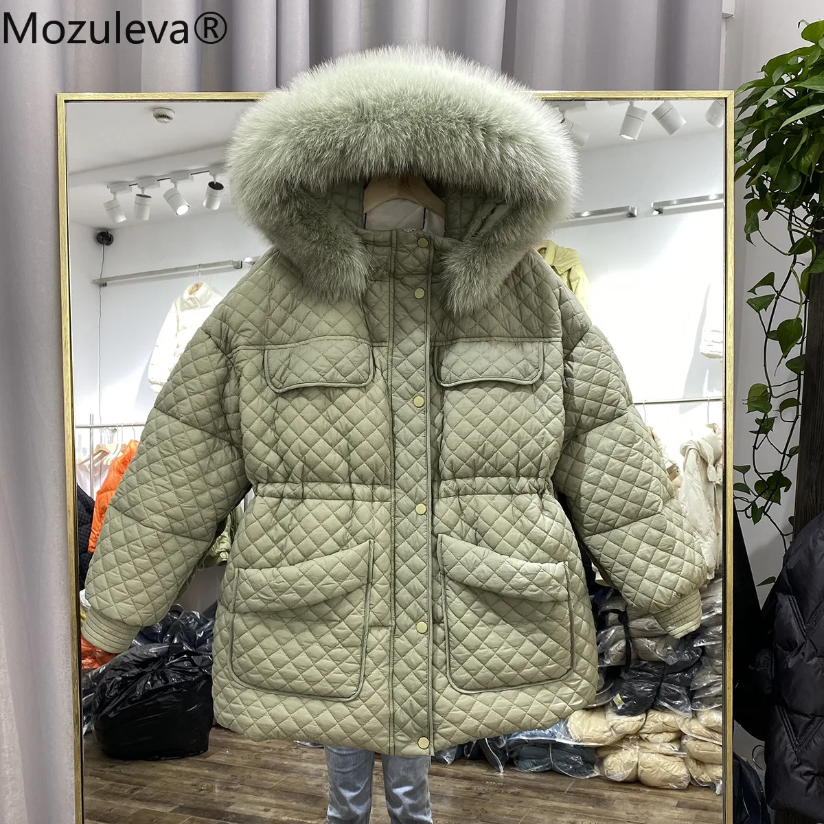 Пуховик женский короткий зимний свободного покроя с ромбовидным узором | Женская