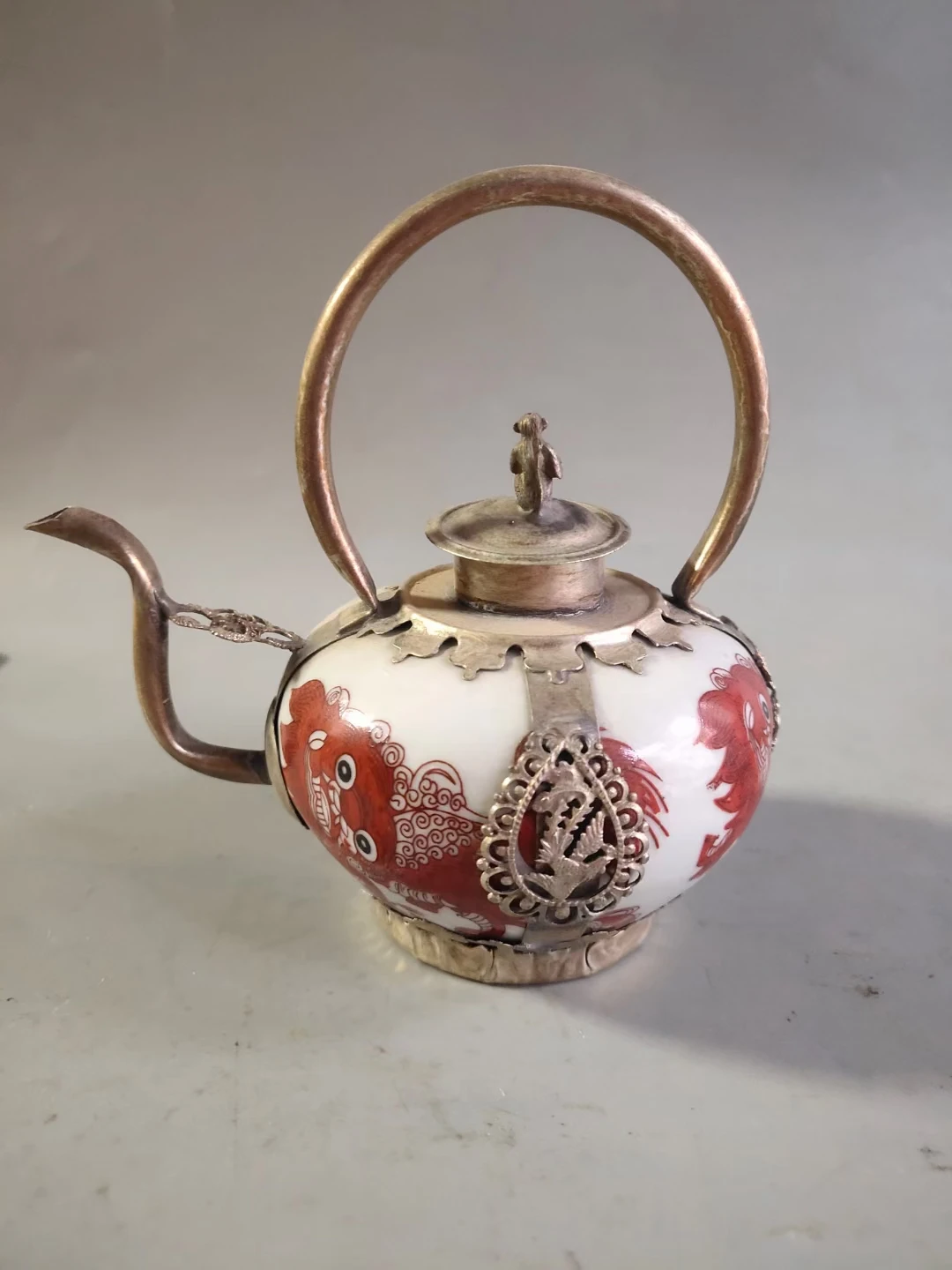 Белый медный фарфоровый заварочный чайник китайский антиквариат около 150 лет