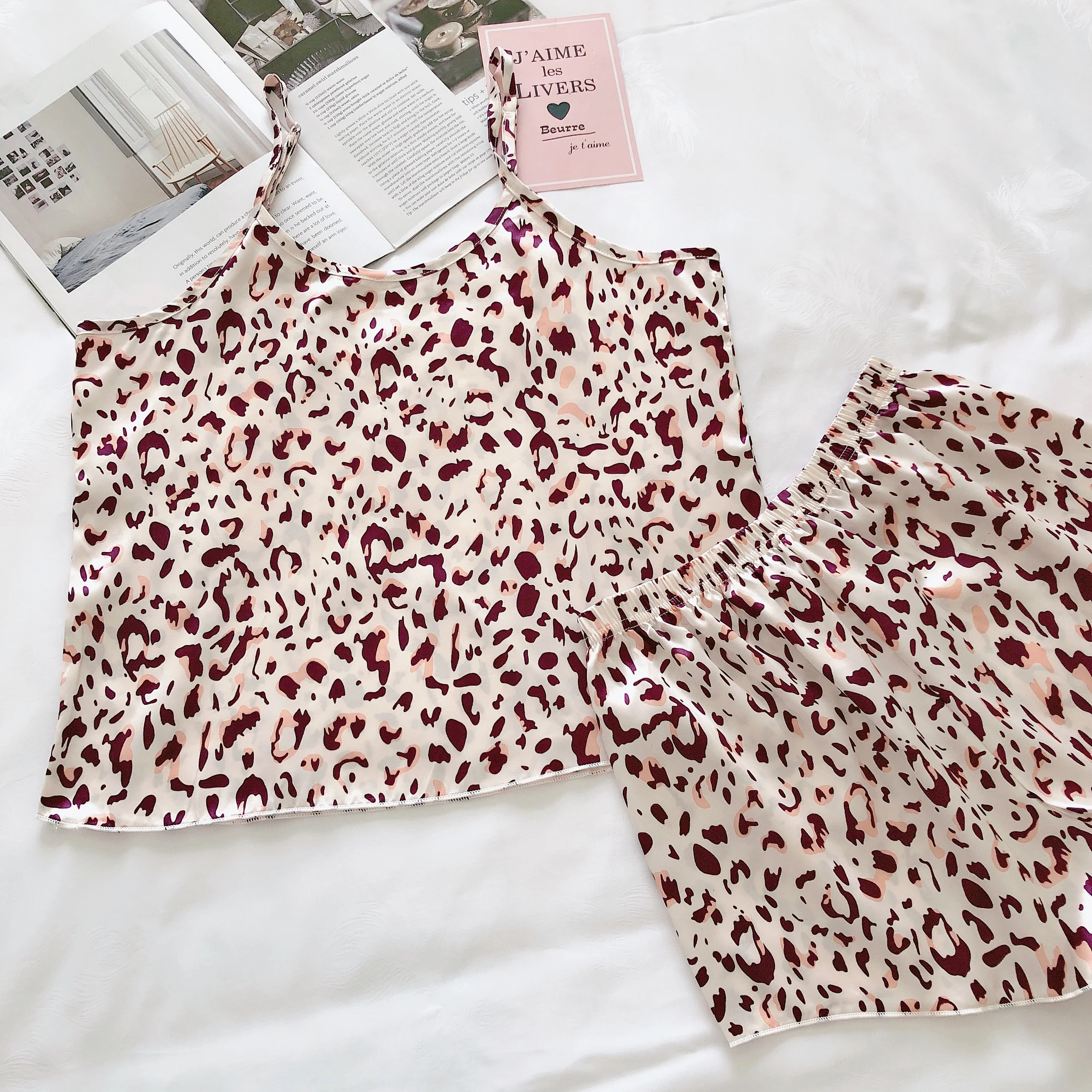 

Silka Surplus Sexy Sling Set Women Faux Silk Pajamas Set Leopard Printed Sleepwear Sleeveless Pyjamas Female Mujer Thin Homewear