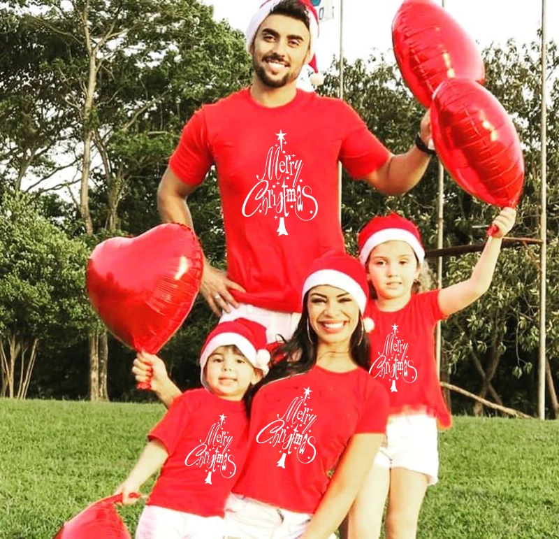 

Одинаковые Рождественские футболки для всей семьи, 1 предмет праздничная одежда красные футболки для папы, мамы и детей в стиле Харадзюку фу...
