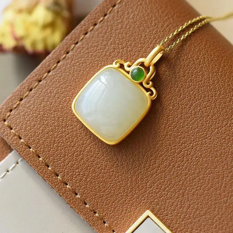 

Natural Hetian Jade White Jade Jasper Pendant Female S925 Silver Inlaid Gilding Craft Gift for Mother Lasting Color Retention