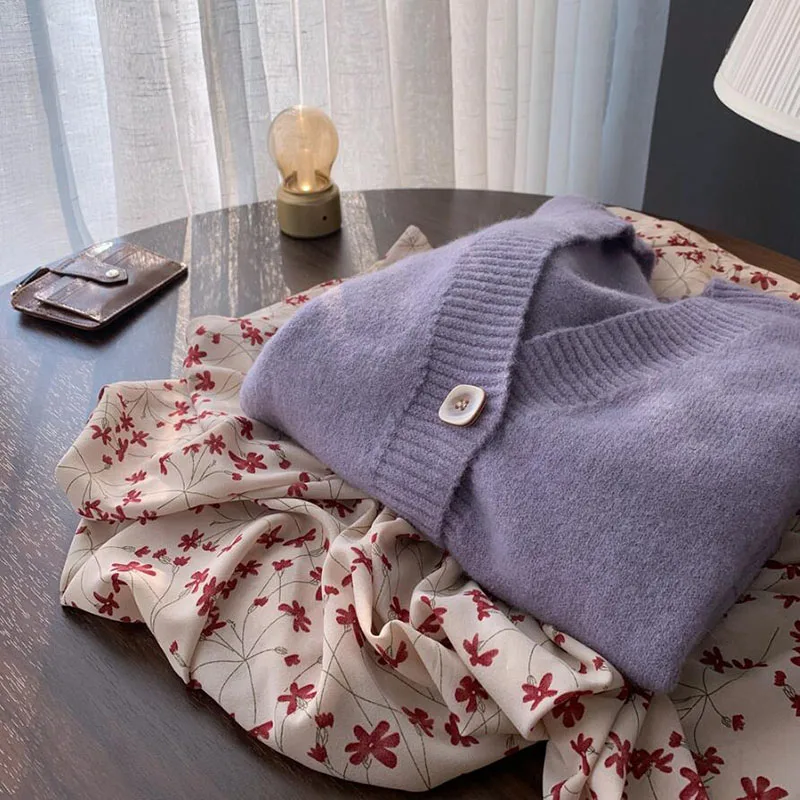 

Women Knitted Cardigan Fashion Loose Sweater Spring Autumn New V-Neck Long sleeve Short Casual Coat Wild Female Cardigans