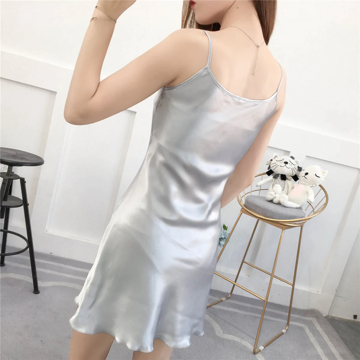 2021 New Nightdress Women's Summer Sexy Lace Edge Ice Style Women's Hot Slim Back Suspender Nightdress Sexy Sleepwear