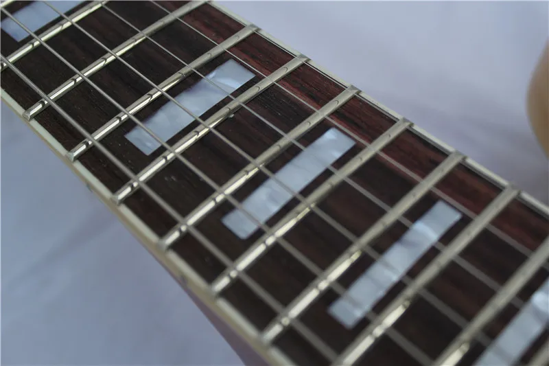 Бесплатная доставка электрическая гитара с полуполым корпусом золотая